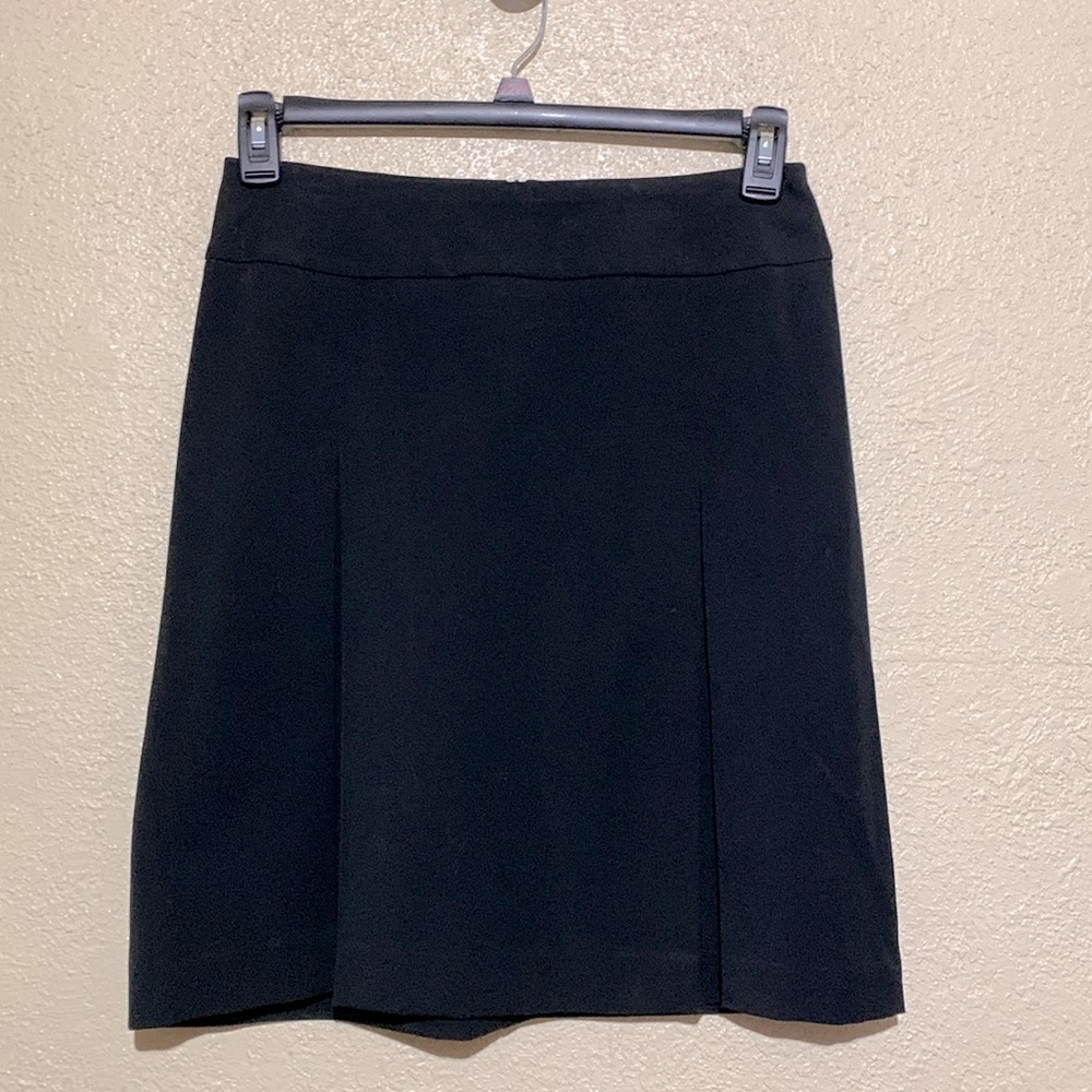 Apt. 9 Pencil Skirt 6 Black Stretch Pleats Back Zipper Rayon Polyester Spandex